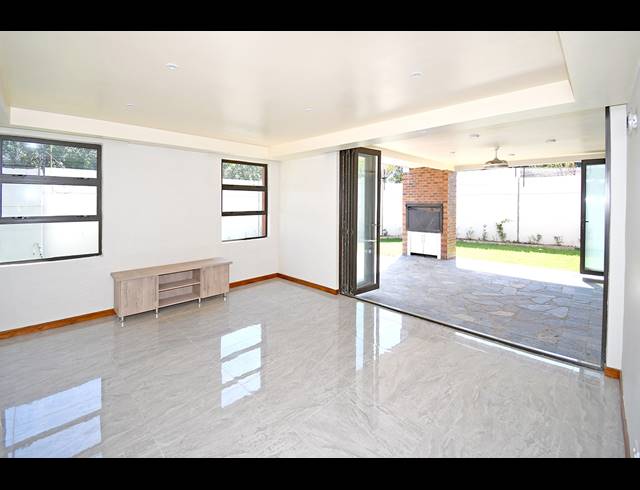 4 BEDROOM HOUSE FOR SALE IN BEDFORDVIEW